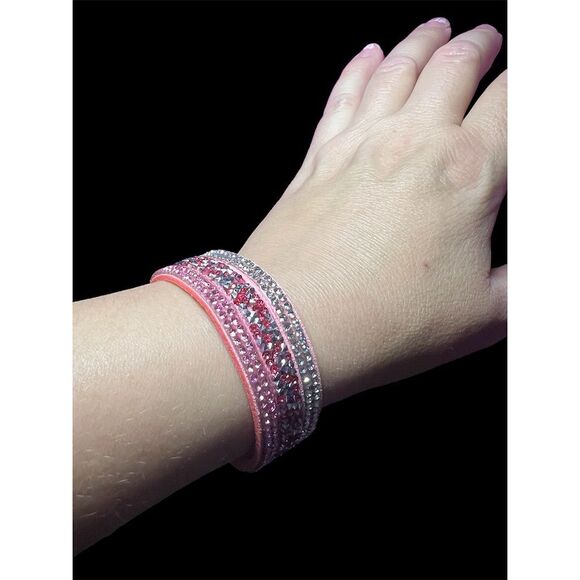Pink Rhinestone Wrap Bracelet Snap Closure - Picture 12 of 13